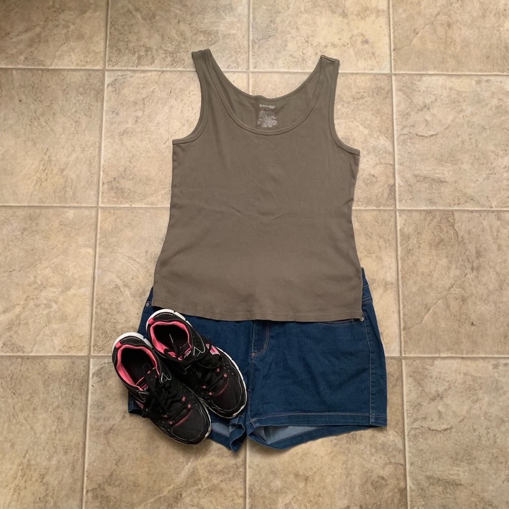 Cute tank!